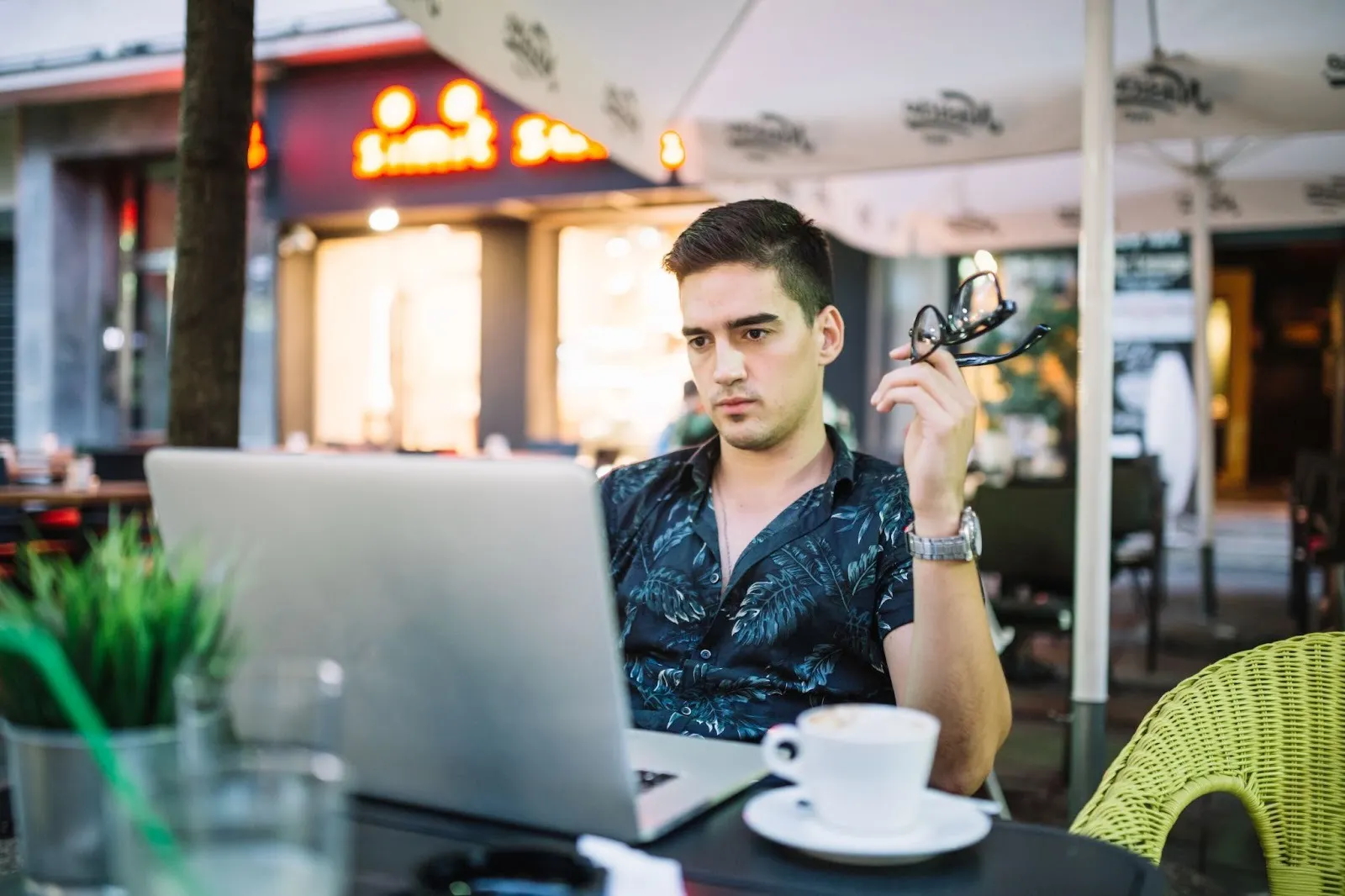A-Detailed-Guide-to-Spectrum-Internet-Service-Pricing-Features-and-More